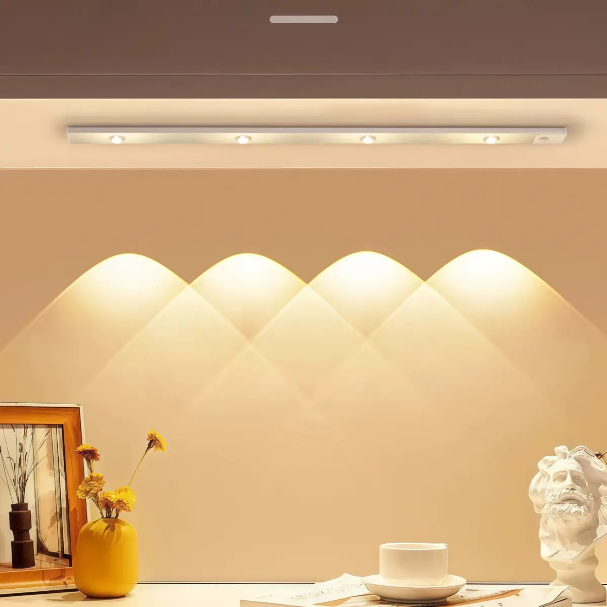 Lâmpada LED Com Sensor de Movimento Recarregável